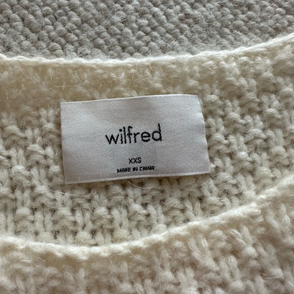 Aritzia Wilfred wool sweater in Sz XXS never worn - Picture 3 of 3